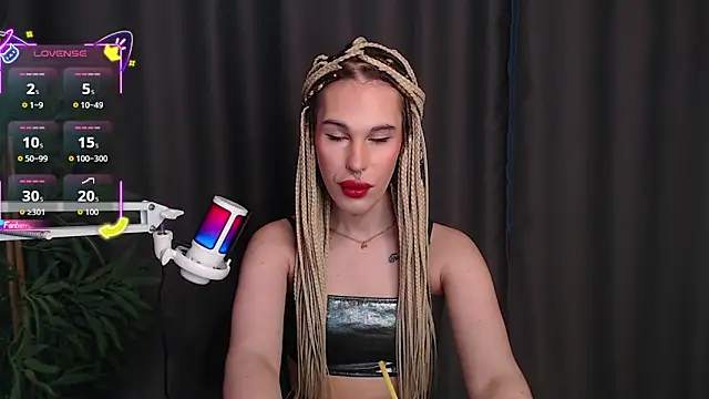 Cassie Bae online show from December 19, 2025, 8:32 am