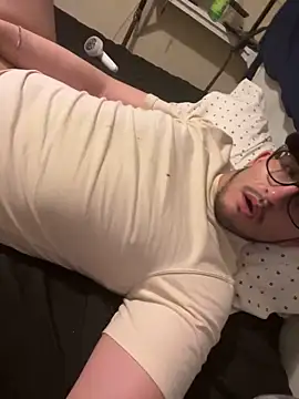 Snapshot of papittochulito chatting on February 3, 2026, 1:05 pm papittochulito online show from February 3, 2026, 1:05 pm