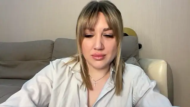 Snapshot of VickyLove047 chatting on April 19, 2026, 7:18 am VickyLove047 online show from April 19, 2026, 7:18 am