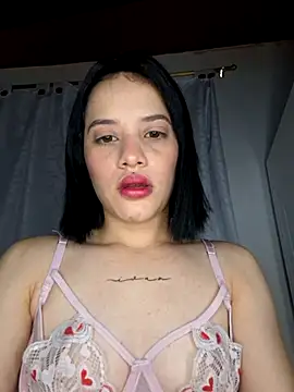 Snapshot of franchezkavegaaa chatting on March 17, 2025, 11:10 am franchezkavegaaa online show from March 17, 2025, 11:10 am