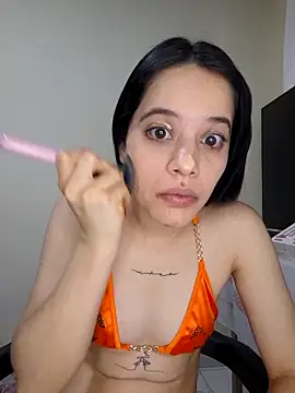 Snapshot of franchezkavegaaa chatting on October 2, 2025, 12:01 pm franchezkavegaaa online show from October 2, 2025, 12:01 pm