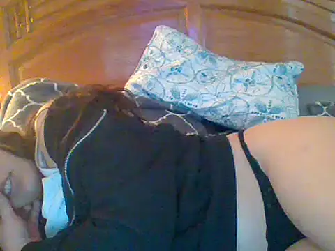 Snapshot of tendertormentt chatting on February 23, 2025, 10:31 pm tendertormentt online show from February 23, 2025, 10:31 pm