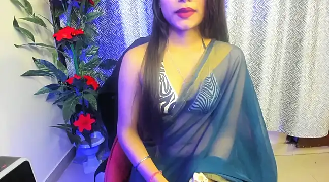 Snapshot of Baby_Zahira chatting on January 3, 2025, 8:43 pm Baby Zahira online show from January 3, 2025, 8:43 pm