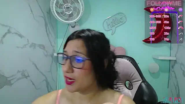 Snapshot of karime_sexygirl chatting on March 9, 2025, 7:05 pm karime sexygirl online show from March 9, 2025, 7:05 pm
