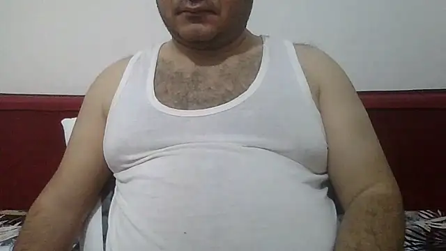 Snapshot of UrfavSlaveBitch chatting on April 16, 2026, 10:23 pm UrfavSlaveBitch online show from April 16, 2026, 10:23 pm