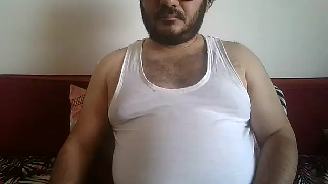 Snapshot of UrfavSlaveBitch chatting on May 16, 2026, 12:48 pm UrfavSlaveBitch online show from May 16, 2026, 12:48 pm