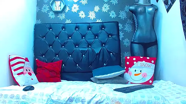 exotic hot couple online show from December 28, 2024, 2:54 am