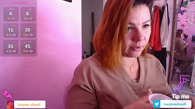 LucyanaSilva online show from February 20, 2026, 4:51 pm