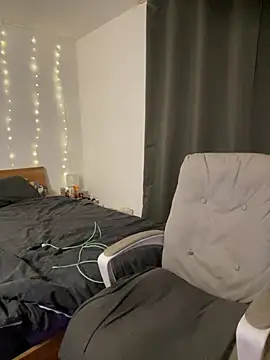 Snapshot of AnnyBelleX chatting on January 8, 2026, 6:32 pm AnnyBelleX online show from January 8, 2026, 6:32 pm