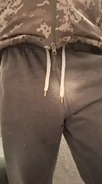 Snapshot of Romakappa1812 chatting on February 16, 2025, 3:47 am Romakappa1812 online show from February 16, 2025, 3:47 am