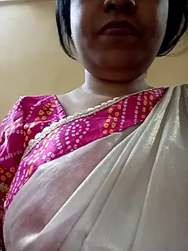 Snapshot of sunita-doll chatting on January 8, 2026, 4:09 pm sunita-doll online show from January 8, 2026, 4:09 pm