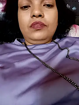 Snapshot of sunita-doll chatting on January 15, 2026, 12:32 pm sunita-doll online show from January 15, 2026, 12:32 pm