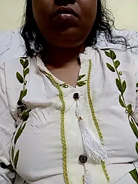 Snapshot of sunita-doll chatting on May 24, 2026, 10:53 am sunita-doll online show from May 24, 2026, 10:53 am