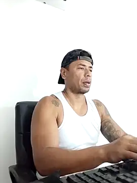 Antolinex online show from December 14, 2025, 6:12 pm