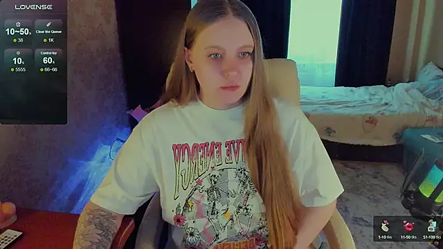 Alice Dreamgirl  online show from February 27, 2025, 1:07 pm