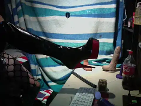 kinkycdslutsv online show from December 20, 2024, 6:02 pm