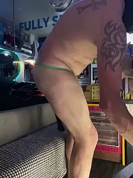 kinkycdslutsv online show from October 1, 2025, 11:11 pm