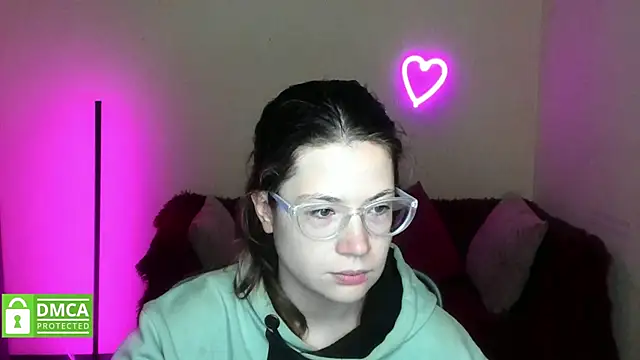 Snapshot of Alicia_redfollow chatting on October 28, 2025, 12:19 pm Alicia redfollow online show from October 28, 2025, 12:19 pm