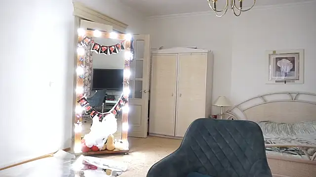 moonlight4u online show from October 21, 2025, 5:19 am