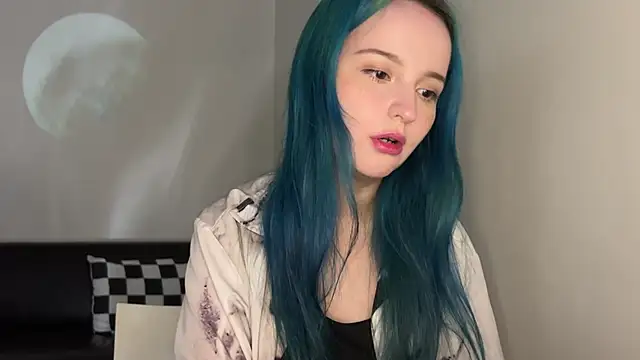 Snapshot of bumble_bee chatting on December 28, 2024, 1:06 pm bumble bee online show from December 28, 2024, 1:06 pm