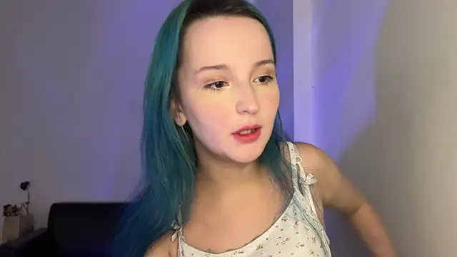 Snapshot of bumble_bee chatting on January 2, 2025, 12:57 pm bumble bee online show from January 2, 2025, 12:57 pm