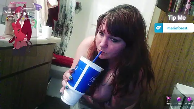 Snapshot of marieforest chatting on January 18, 2025, 3:09 am marieforest online show from January 18, 2025, 3:09 am