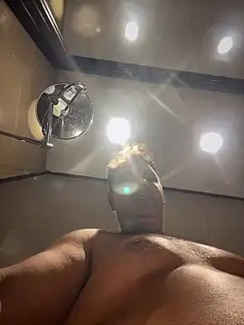 SecretlyDD online show from March 4, 2025, 4:27 am