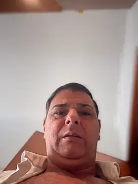 SecretlyDD online show from November 6, 2025, 8:48 am