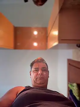 SecretlyDD online show from April 5, 2026, 1:52 pm