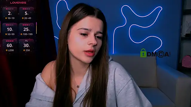 Snapshot of berry_alma chatting on March 5, 2026, 9:00 pm berry alma online show from March 5, 2026, 9:00 pm