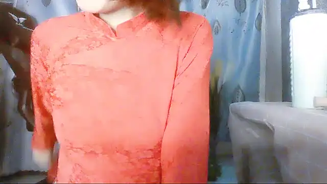 Snapshot of Lucy_limon chatting on September 12, 2025, 11:04 pm Lucy limon online show from September 12, 2025, 11:04 pm