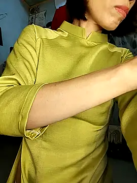 Lucy limon online show from November 11, 2025, 3:28 am