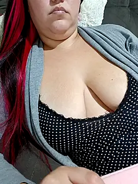 Snapshot of Paolaa_hoot chatting on May 12, 2026, 3:25 am Paolaa hoot online show from May 12, 2026, 3:25 am