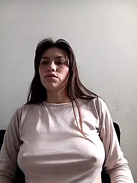 eriika deep  online show from November 13, 2025, 4:28 pm