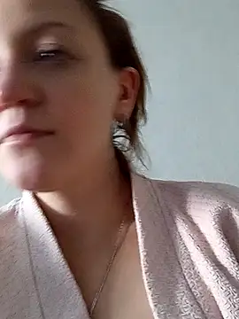 Snapshot of KattyLuuu chatting on March 15, 2026, 1:28 pm KattyLuuu online show from March 15, 2026, 1:28 pm