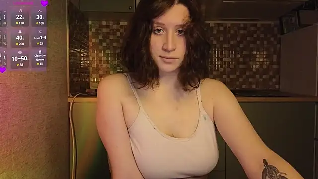 Snapshot of whatamarrie chatting on January 15, 2025, 10:13 pm whatamarrie online show from January 15, 2025, 10:13 pm