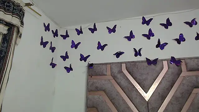 Snapshot of Anny_Fox- chatting on November 27, 2025, 3:41 am Anny Fox- online show from November 27, 2025, 3:41 am