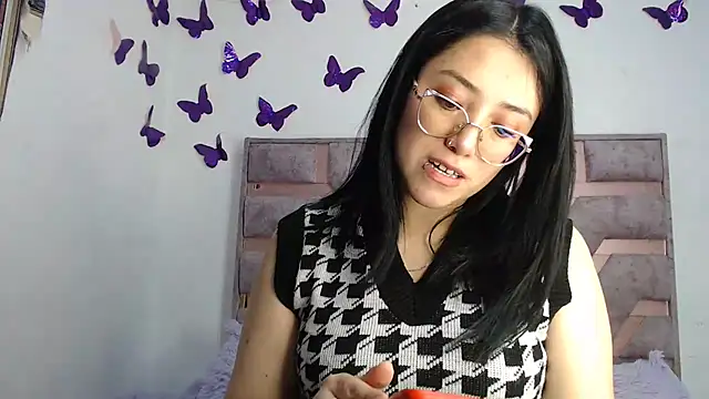 Anny Fox- online show from May 30, 2026, 4:09 am