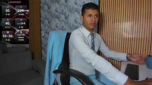 Hideintheoffice online show from December 15, 2025, 9:57 am