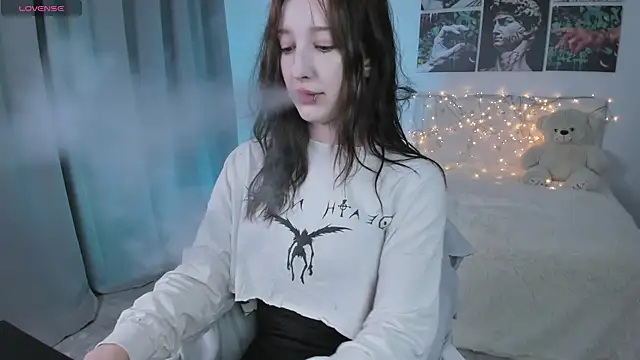 Snapshot of Lissa_Meow_ chatting on September 18, 2025, 4:36 am Lissa Meow online show from September 18, 2025, 4:36 am