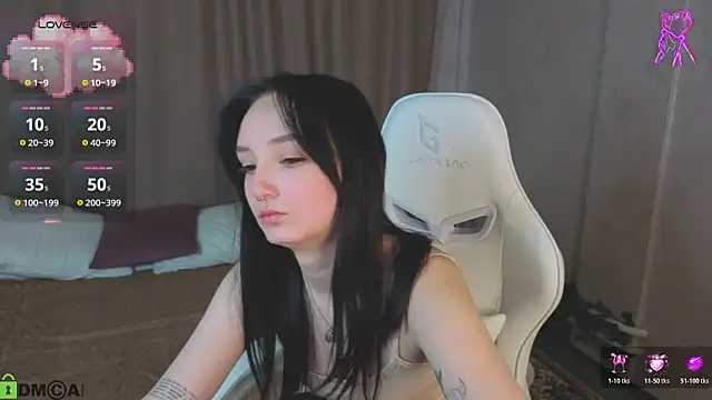 Snapshot of Cheryl__Brown chatting on February 1, 2026, 1:15 am Cheryl Brown online show from February 1, 2026, 1:15 am