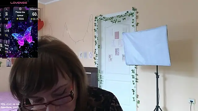 Miss Moren online show from July 1, 2026, 4:03 am