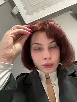AmmyRich1 online show from May 15, 2026, 2:13 pm