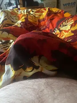 Snapshot of makedaddyhappy6 chatting on December 18, 2025, 10:21 am makedaddyhappy6 online show from December 18, 2025, 10:21 am