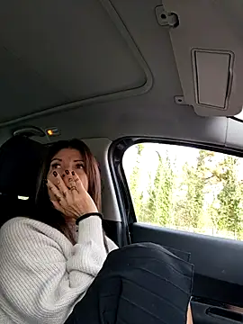 Snapshot of sansan2411 chatting on November 12, 2025, 1:00 pm sansan2411 online show from November 12, 2025, 1:00 pm