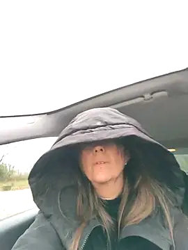 Snapshot of sansan2411 chatting on November 25, 2025, 1:44 pm sansan2411 online show from November 25, 2025, 1:44 pm