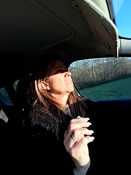 Snapshot of sansan2411 chatting on December 17, 2025, 3:07 pm sansan2411 online show from December 17, 2025, 3:07 pm