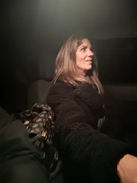 Snapshot of sansan2411 chatting on December 20, 2025, 5:20 pm sansan2411 online show from December 20, 2025, 5:20 pm