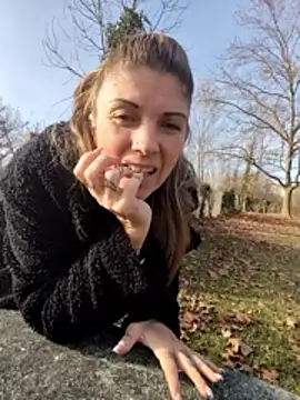 Snapshot of sansan2411 chatting on January 13, 2026, 1:49 pm sansan2411 online show from January 13, 2026, 1:49 pm