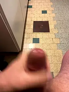 Snapshot of mikiss789 chatting on January 11, 2026, 6:18 am mikiss789 online show from January 11, 2026, 6:18 am